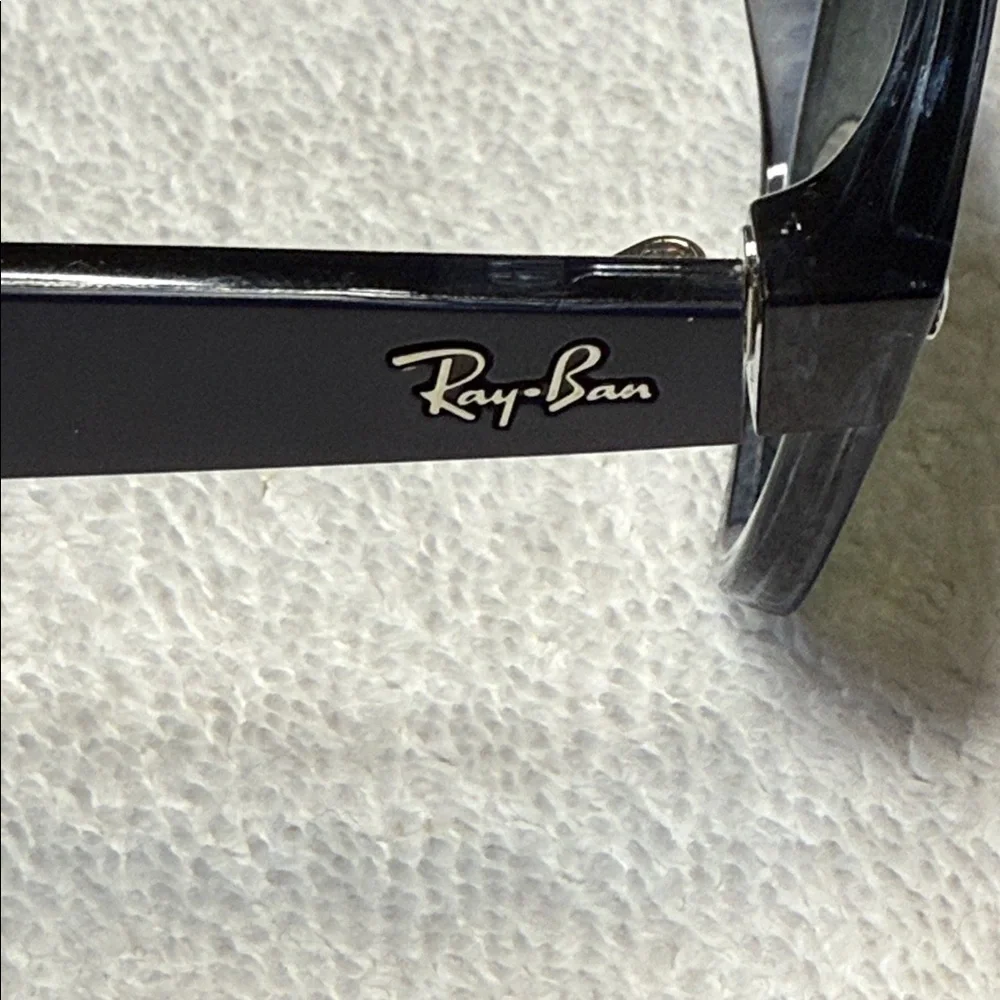 Ray Ban Italy RB2132 New Wayfarer 52[]18 145 3P Blue Sunglasses